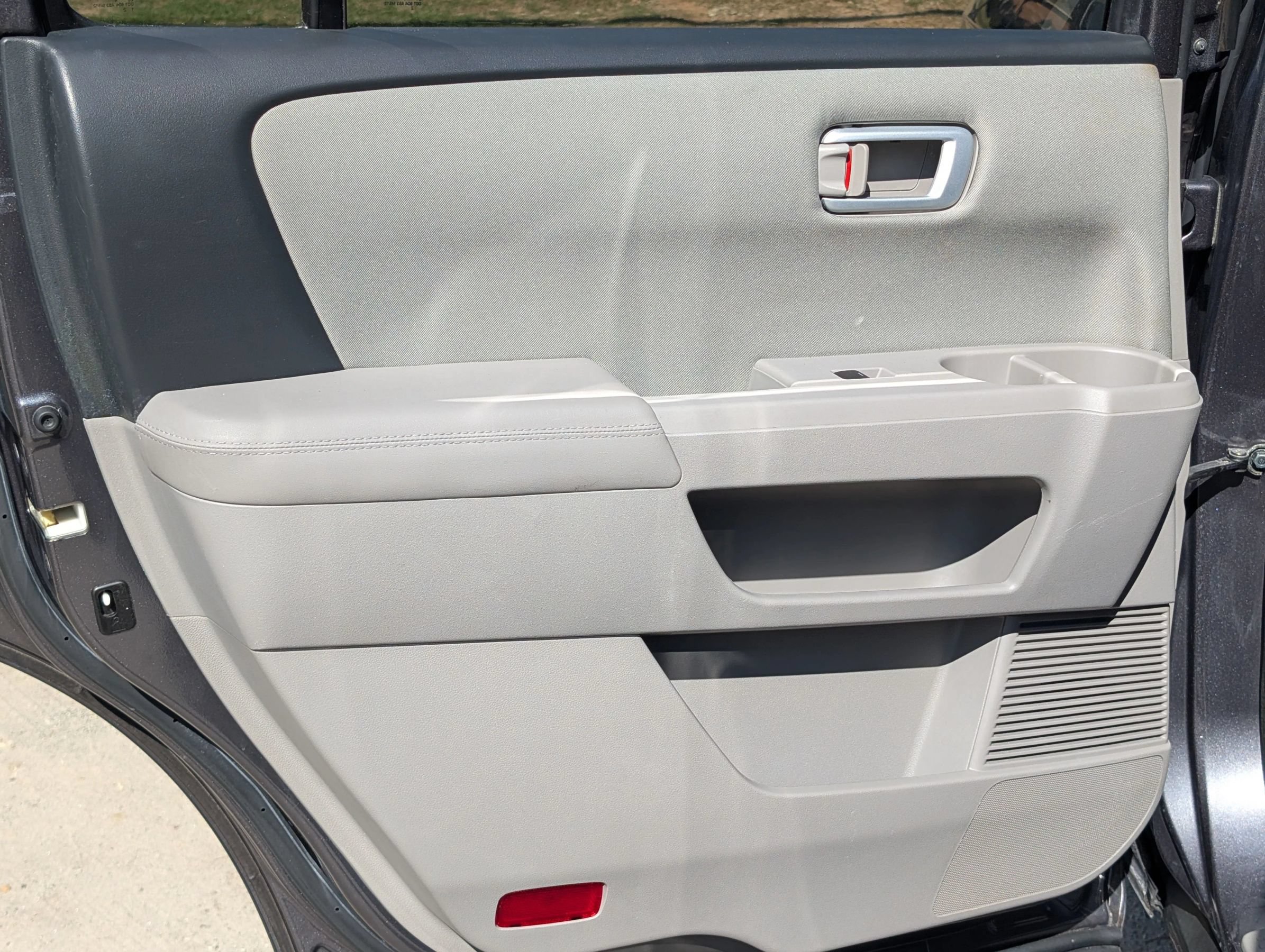 Used 2014 Honda Pilot LX image 31