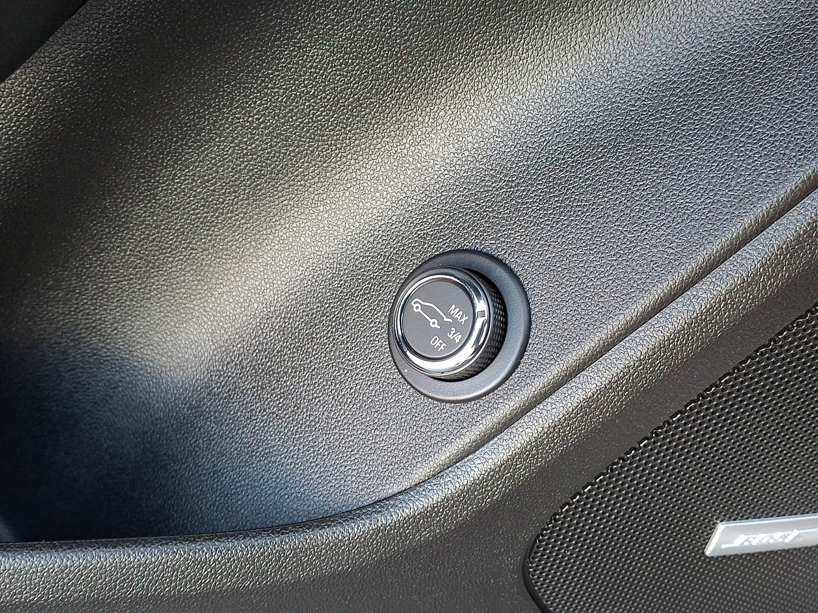 Used 2022 Chevrolet Blazer RS w/ Enhanced Convenience Package image 26