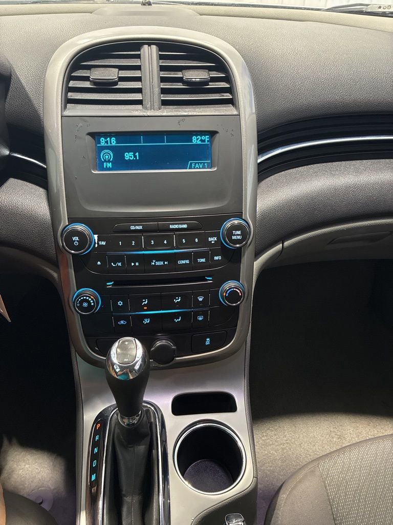 Used 2015 Chevrolet Malibu LS w/ Protection Package FWD image 17