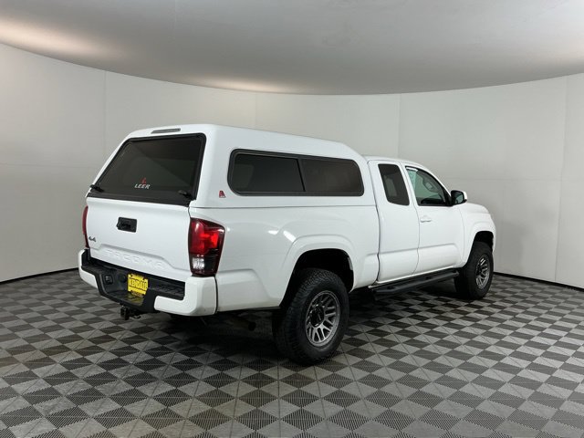 Used 2019 Toyota Tacoma SR w/ SR Convenience Package AWD/4WD image 4