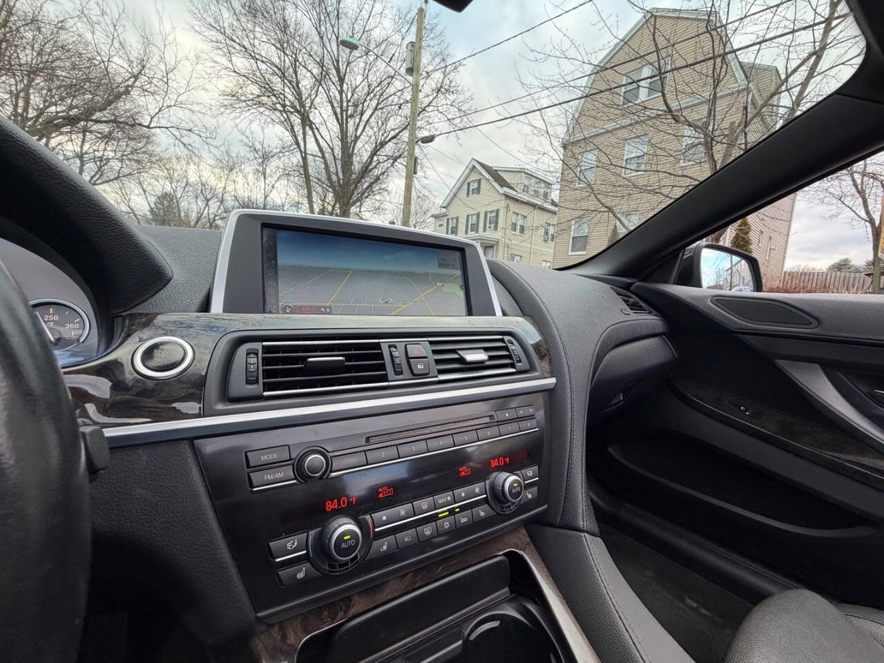 Used 2012 BMW 650i xDrive Convertible image 22