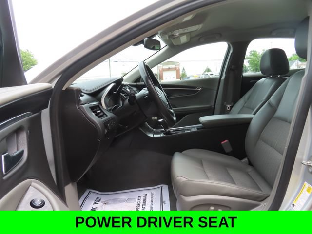 Used 2015 Chevrolet Impala LT w/ Convenience Package FWD image 16