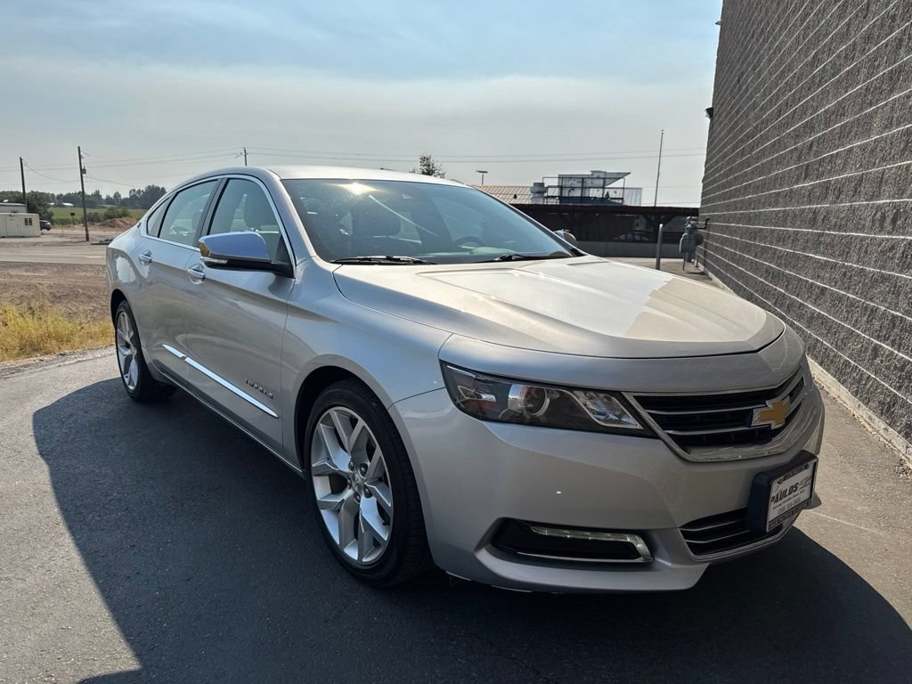 Used 2017 Chevrolet Impala Premier FWD image 3