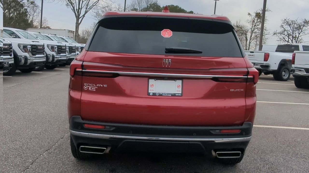 Used 2025 Buick Enclave Preferred w/ Power Package image 7