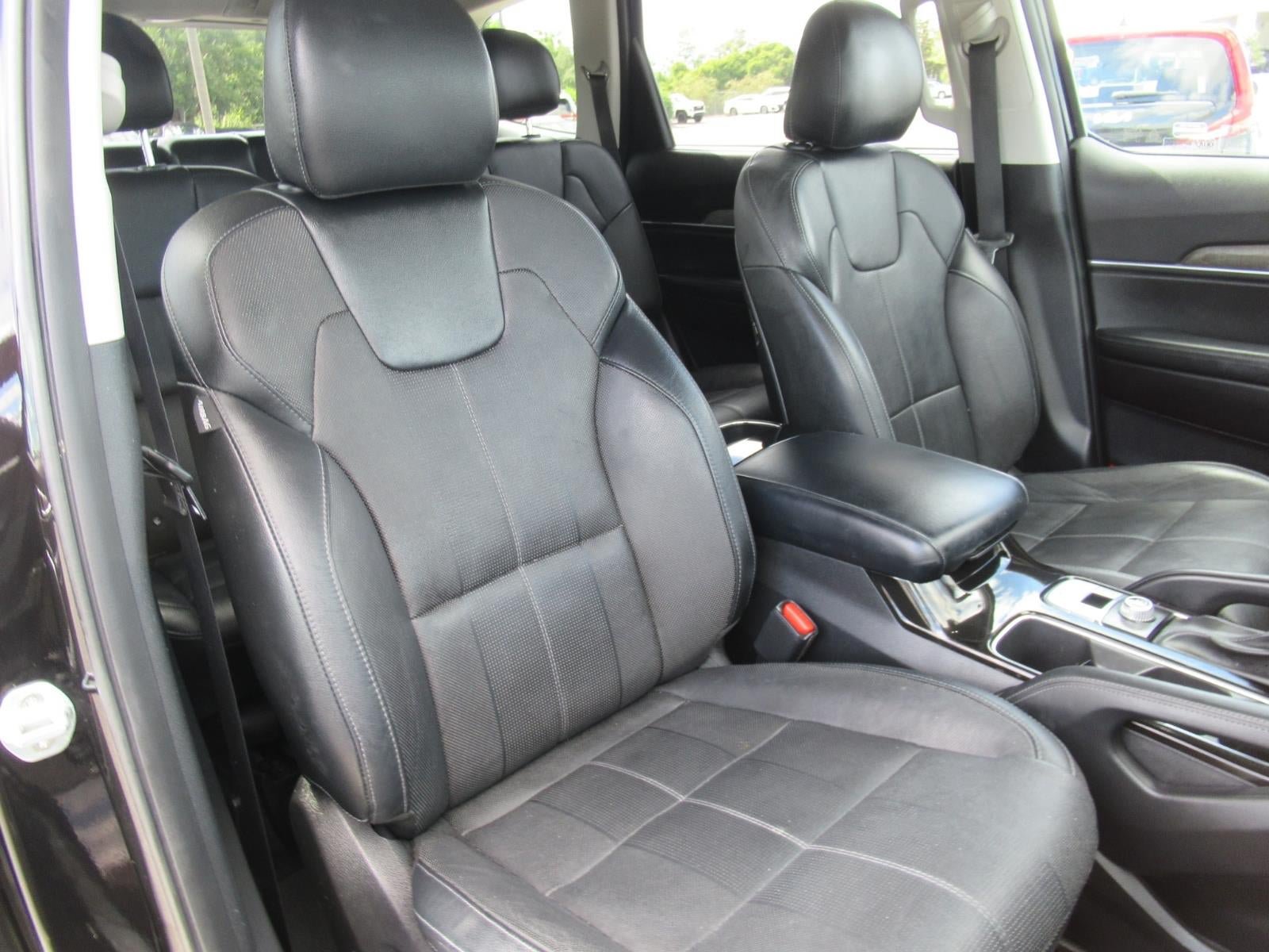 Used 2020 Kia Telluride SX w/ Towing Package FWD image 10