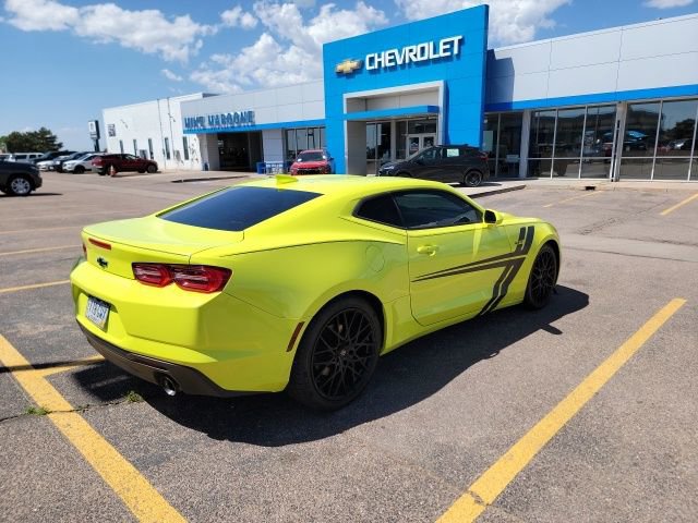 Used 2020 Chevrolet Camaro LT RWD image 5
