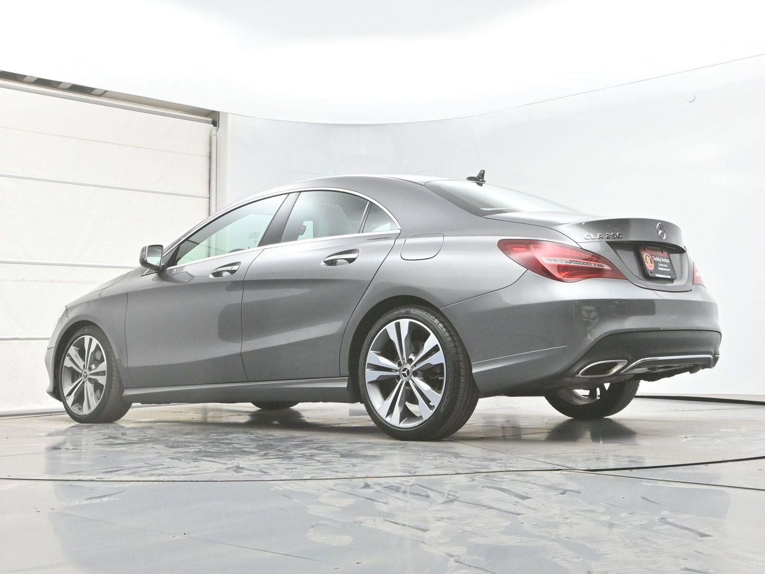 Used 2019 Mercedes-Benz CLA 250 4MATIC image 32