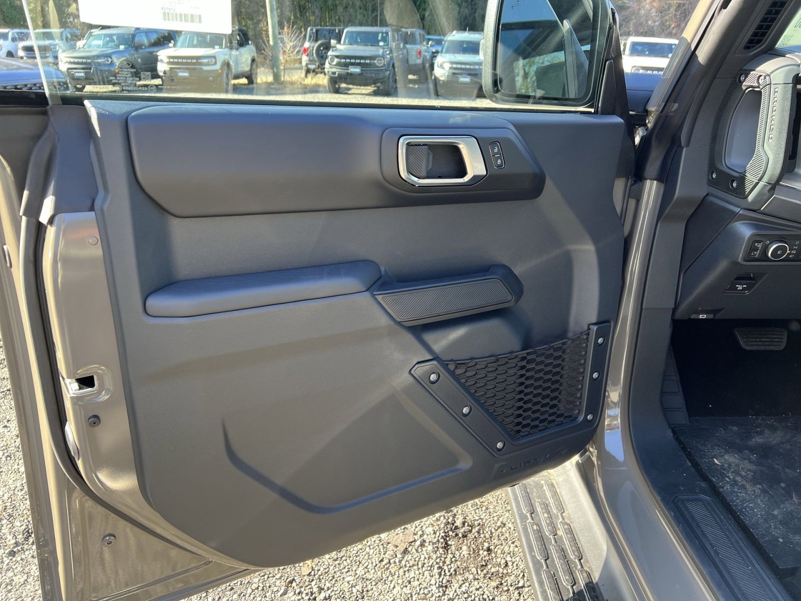 New 2025 Ford Bronco Outer Banks image 13