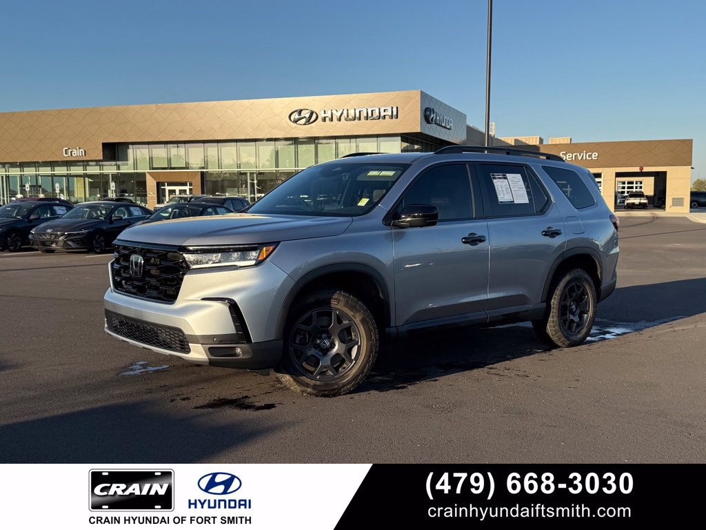 Used 2025 Honda Pilot TrailSport