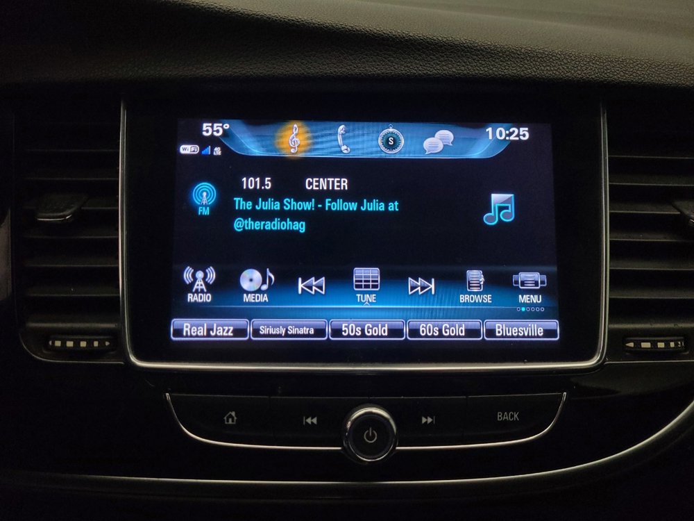 Used 2019 Buick Encore Essence image 25