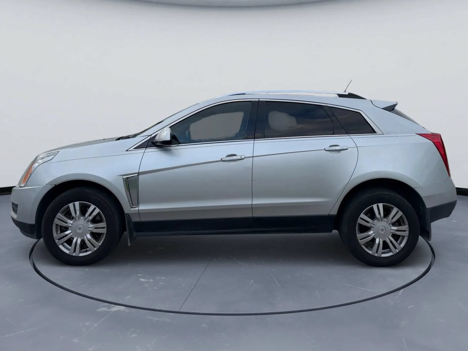 Used 2014 Cadillac SRX Luxury w/ Driver Awareness Package FWD image 7
