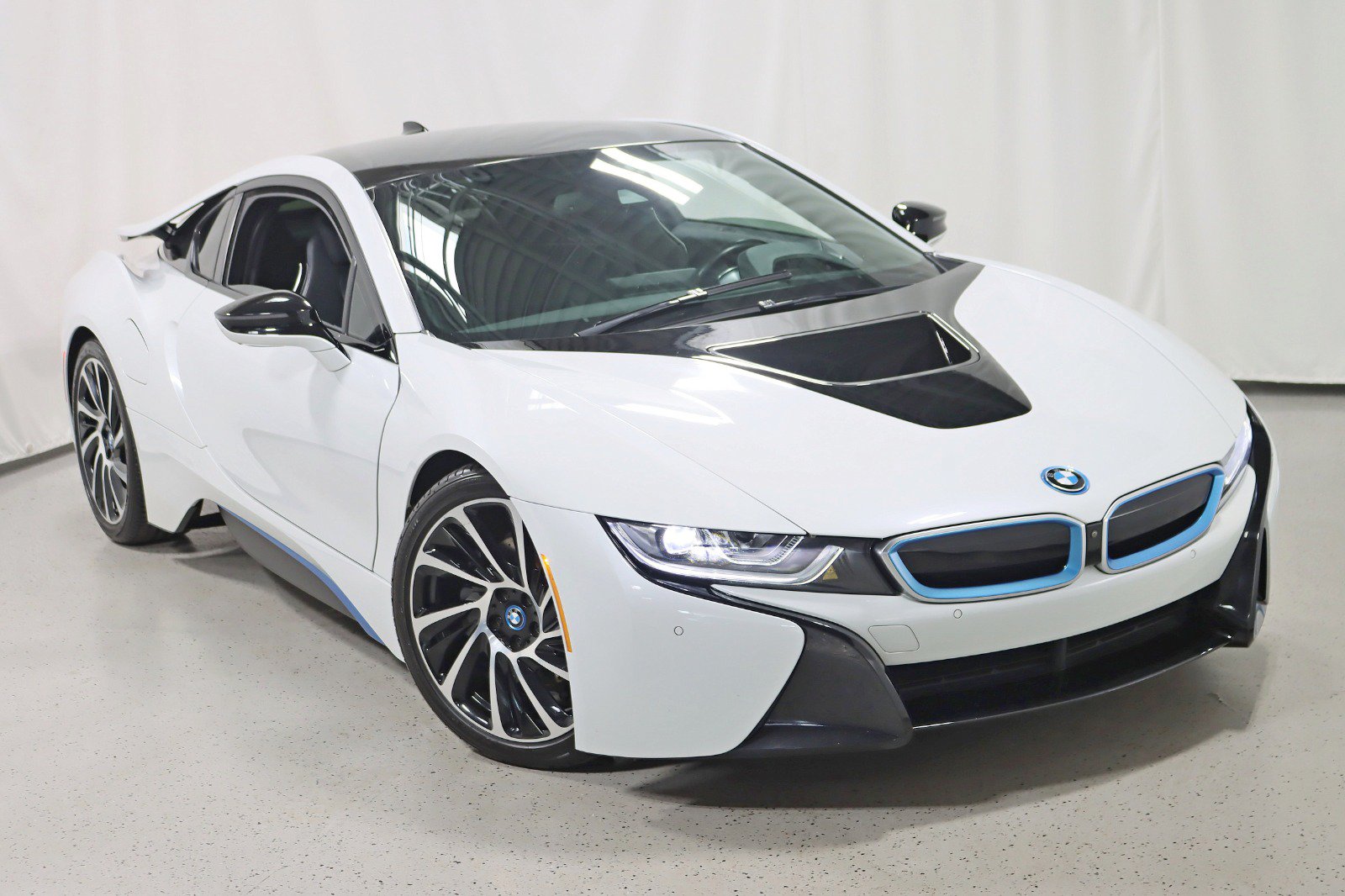 Used 2016 BMW i8 AWD/4WD image 6