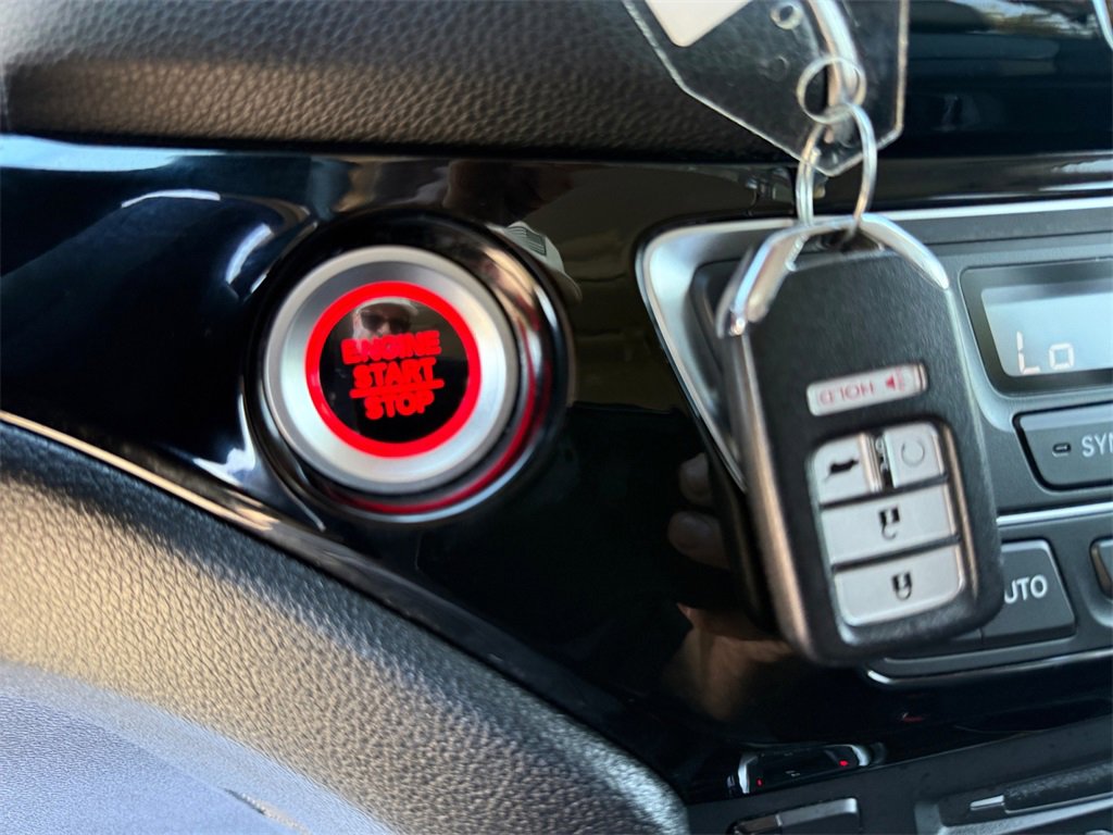 Used 2020 Honda Pilot Touring image 30