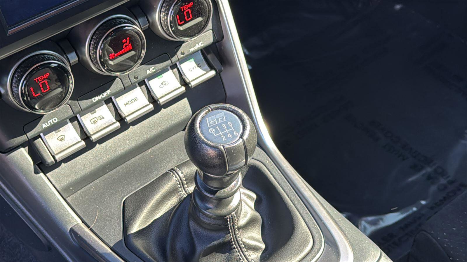 Used 2023 Toyota GR86 Premium image 23