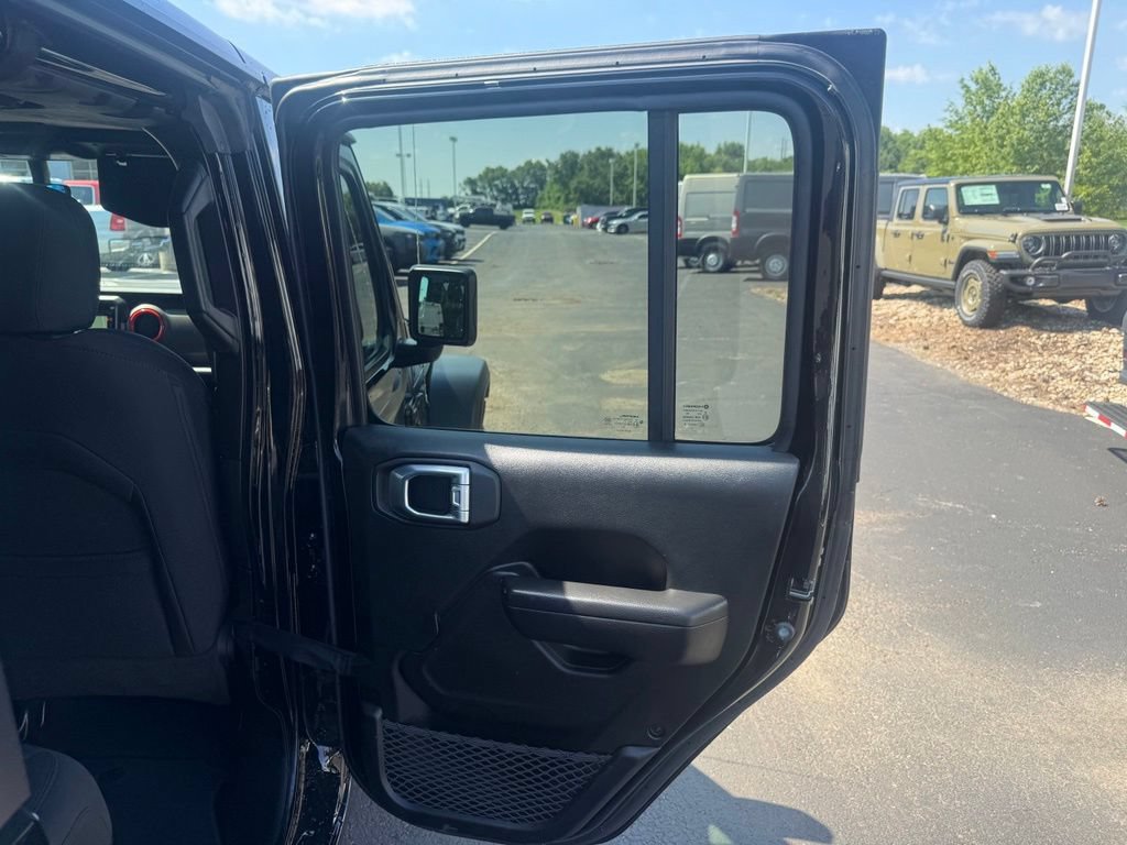 Used 2022 Jeep Wrangler Unlimited Sport AWD/4WD image 54