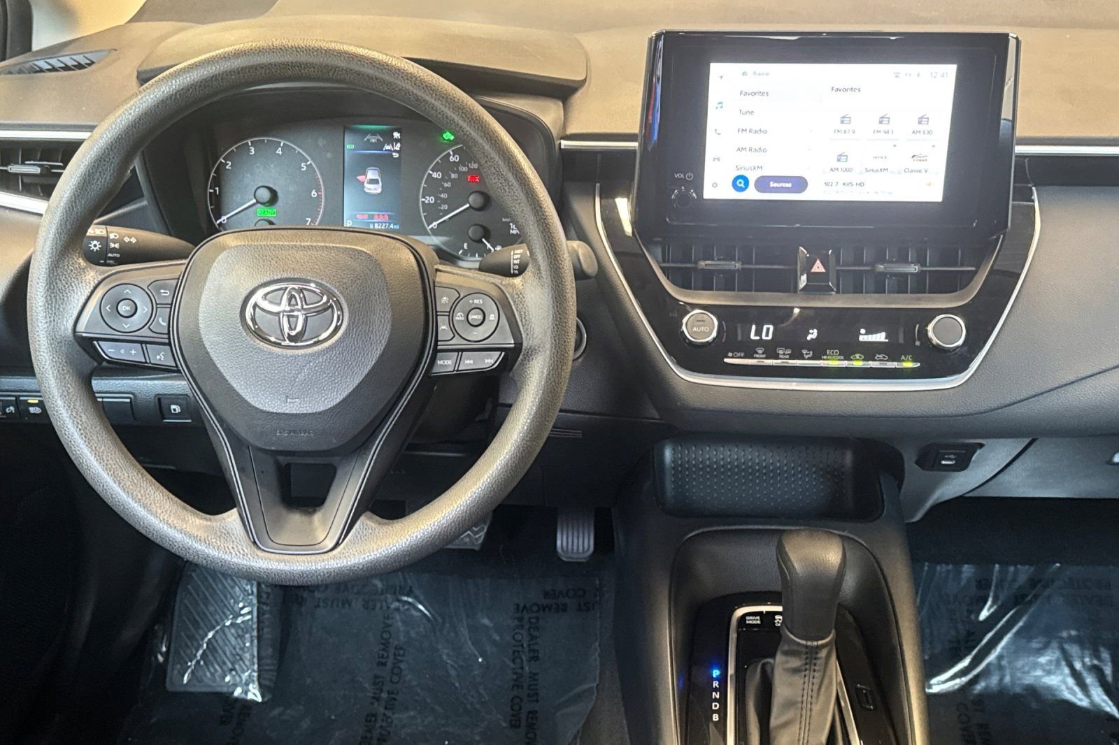 Used 2024 Toyota Corolla LE w/ LE Convenience Package FWD image 20
