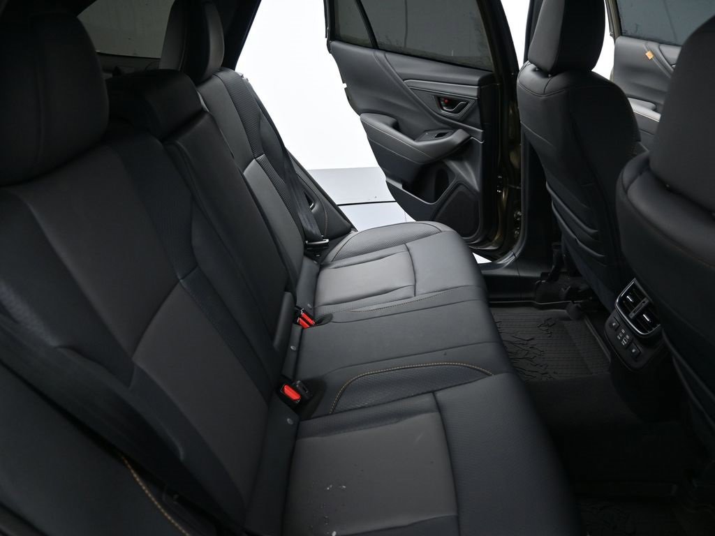 Used 2025 Subaru Outback Wilderness w/ Wilderness Package image 13