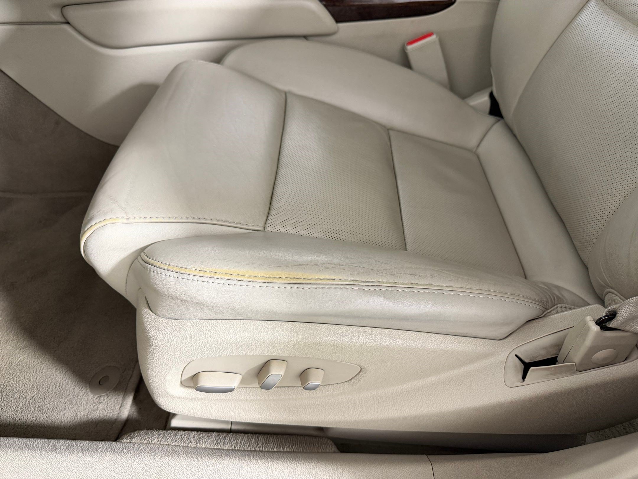 Used 2016 Cadillac XTS Luxury FWD image 11