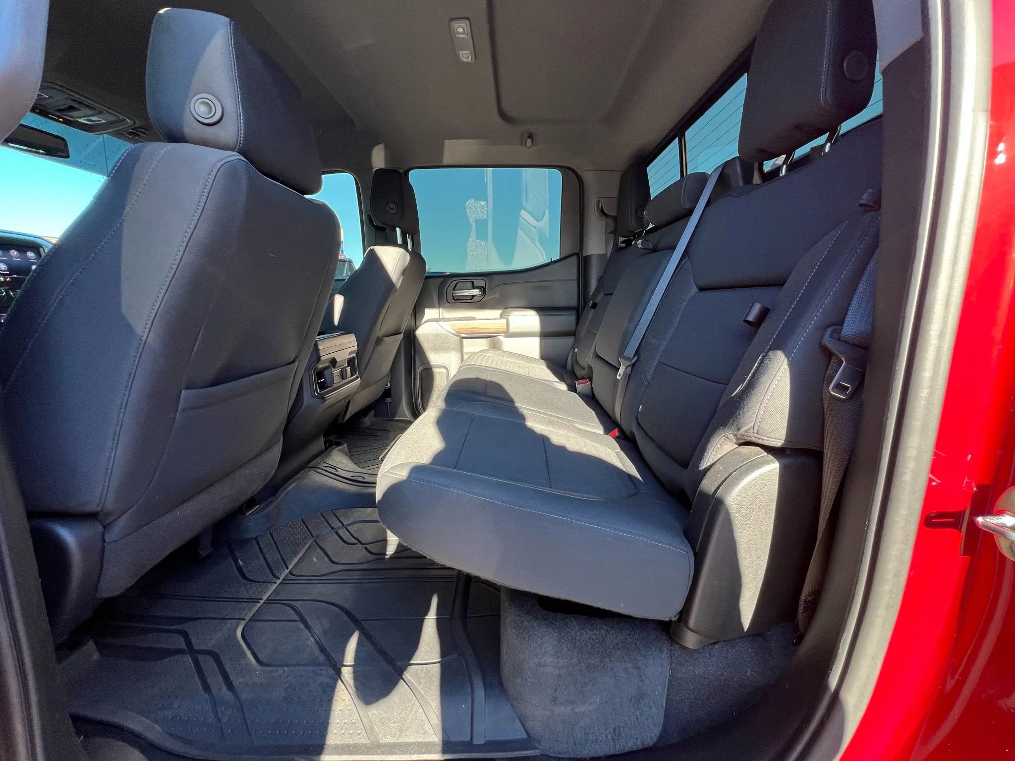 Used 2020 Chevrolet Silverado 1500 RST w/ All-Star Edition image 30