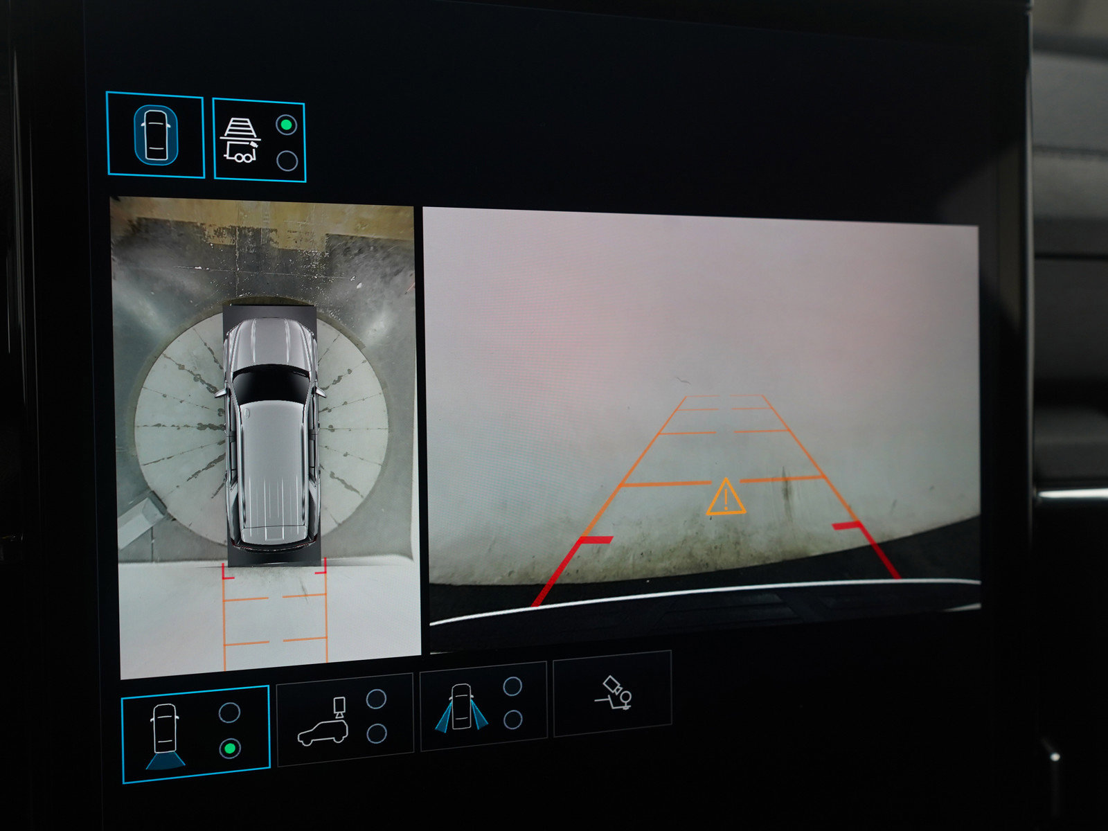 Used 2025 GMC Yukon Denali image 33