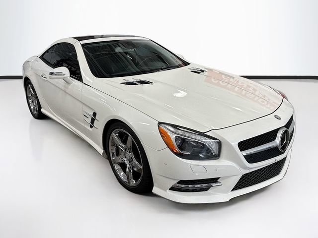 Used 2013 Mercedes-Benz SL 550 w/ Premium Pkg image 3