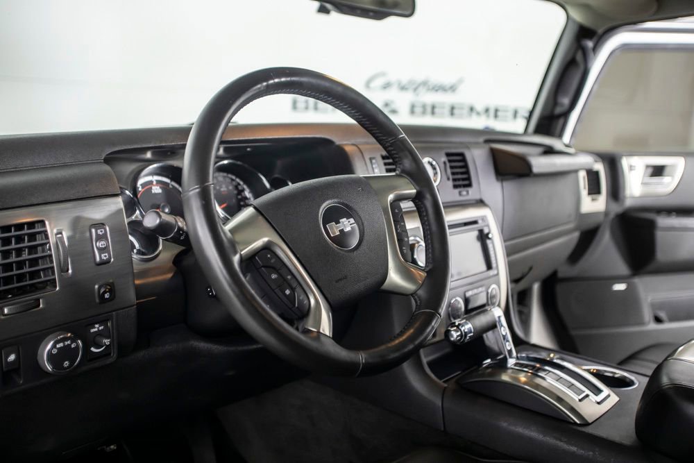 Used 2009 HUMMER H2 Luxury image 25