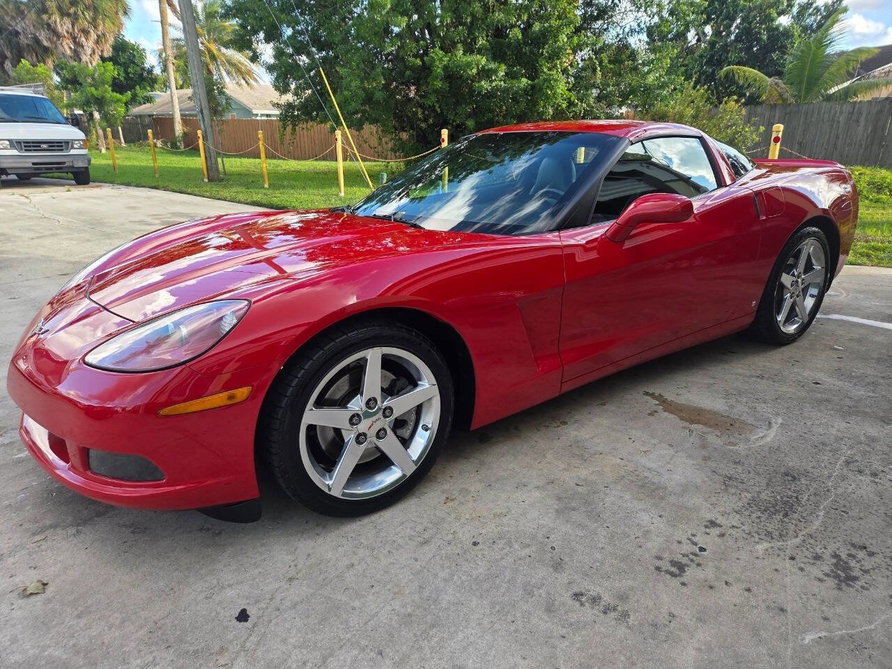 Used 2006 Chevrolet Corvette Coupe w/ Preferred Equipment Group image 3