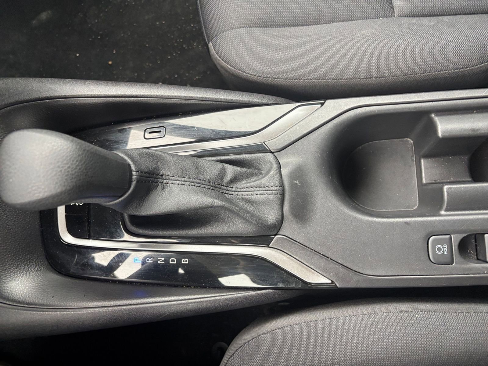 Used 2025 Toyota Corolla LE image 39