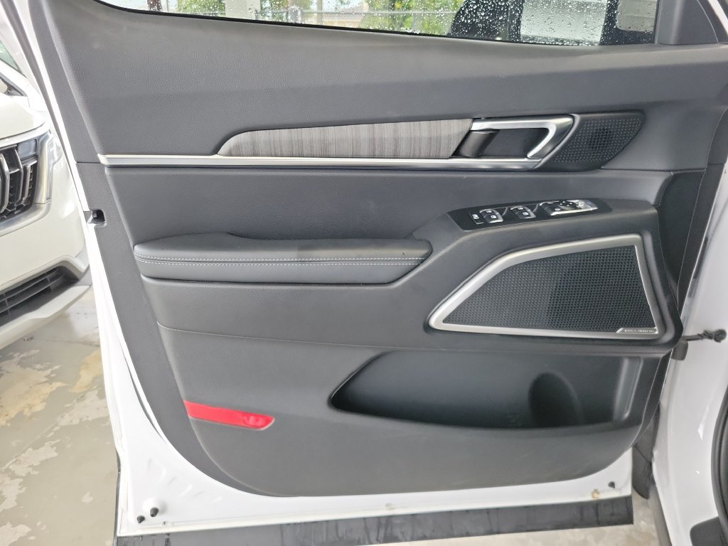 Certified 2024 Kia Telluride EX FWD image 17