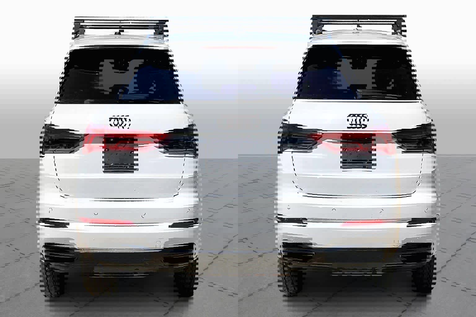 Used 2022 Audi Q3 2.0T Premium w/ Convenience Package image 5