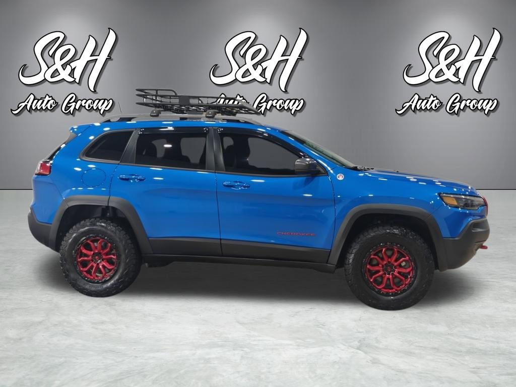 Used 2020 Jeep Cherokee Trailhawk image 22