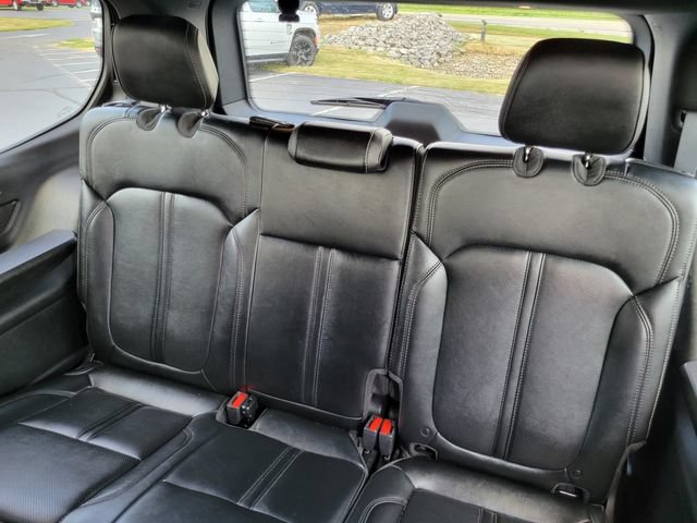 Used 2024 Jeep Wagoneer Series II AWD/4WD image 28