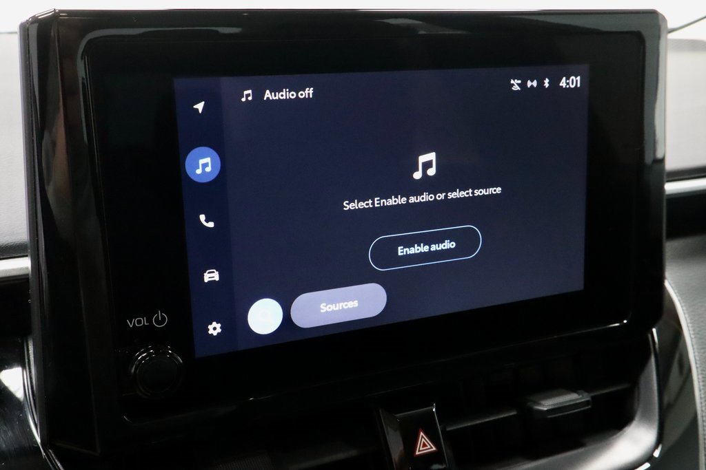 Used 2025 Toyota Corolla LE image 3