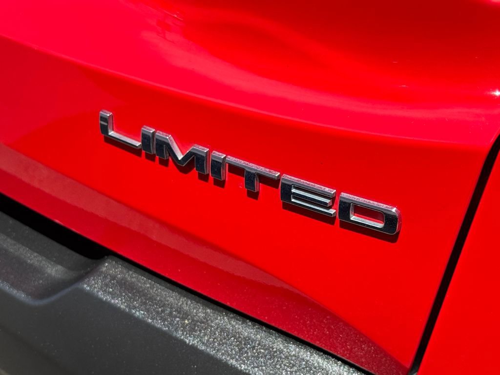 Used 2015 Jeep Renegade Limited AWD/4WD image 6