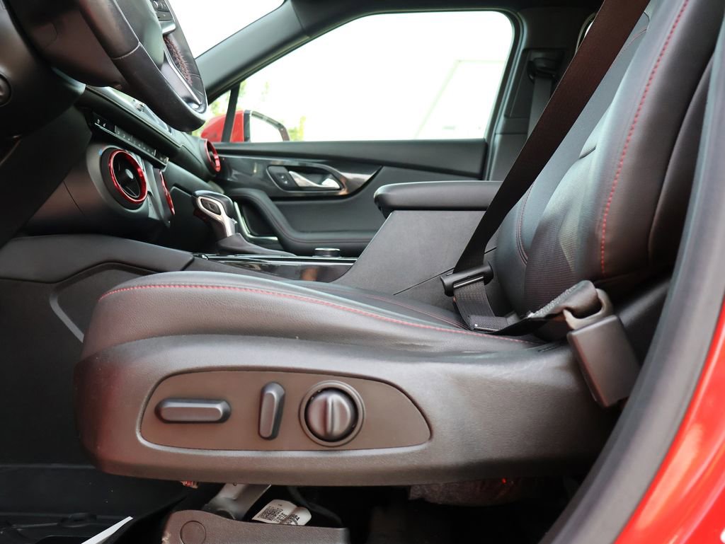 Used 2021 Chevrolet Blazer RS w/ Enhanced Convenience Package image 43
