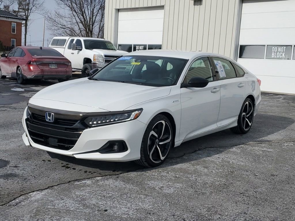 Certified 2022 Honda Accord Sport image 3
