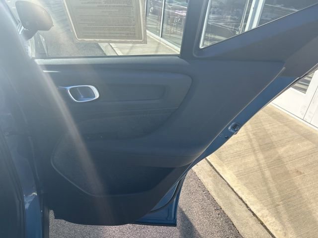 Certified 2025 Volvo XC40 B5 Plus image 12