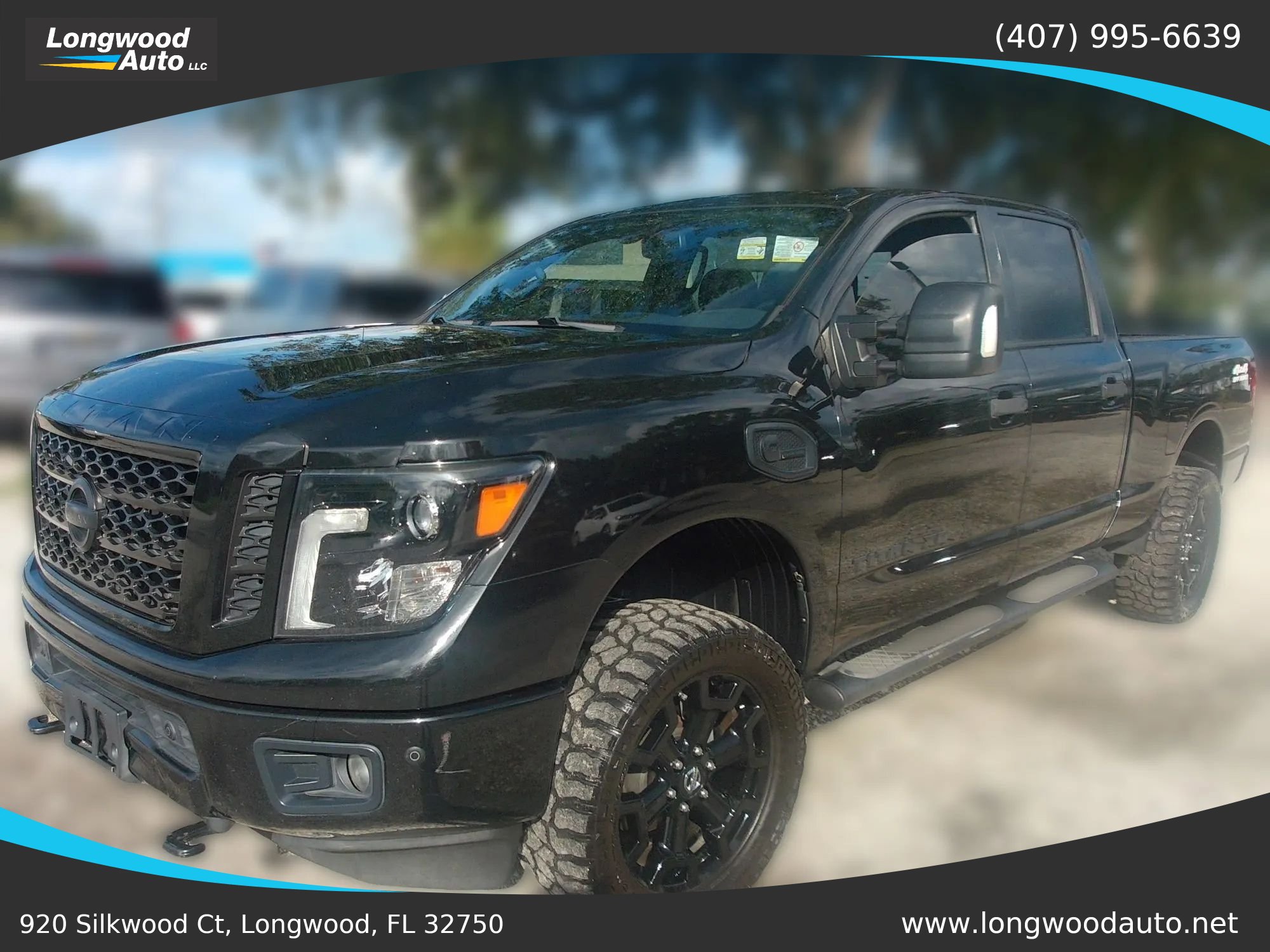 Used 2018 Nissan Titan SV w/ SV Convenience Package AWD/4WD image 1