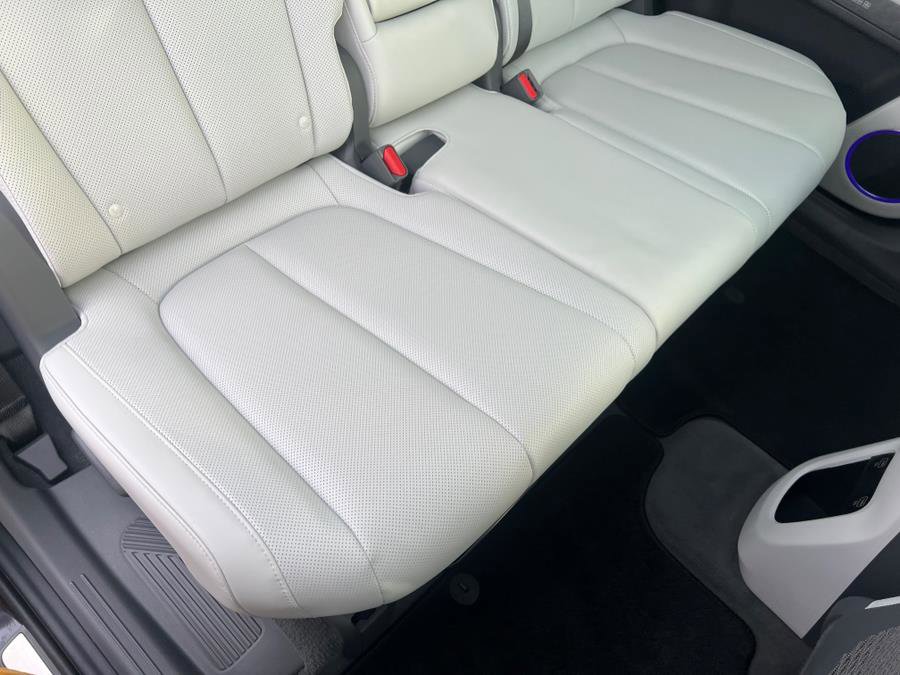 Used 2024 Hyundai Ioniq 5 Limited image 44