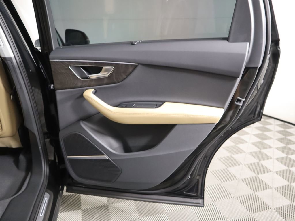 New 2025 Audi Q7 3.0T Premium Plus image 29