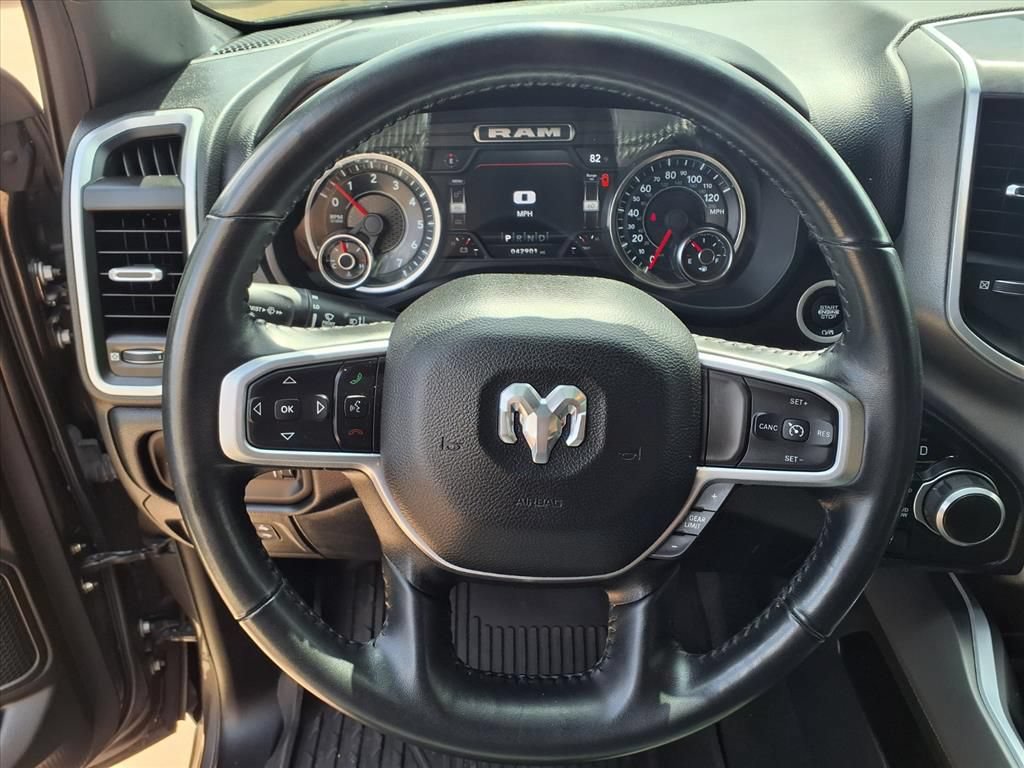 Used 2022 RAM 1500 Lone Star AWD/4WD image 9
