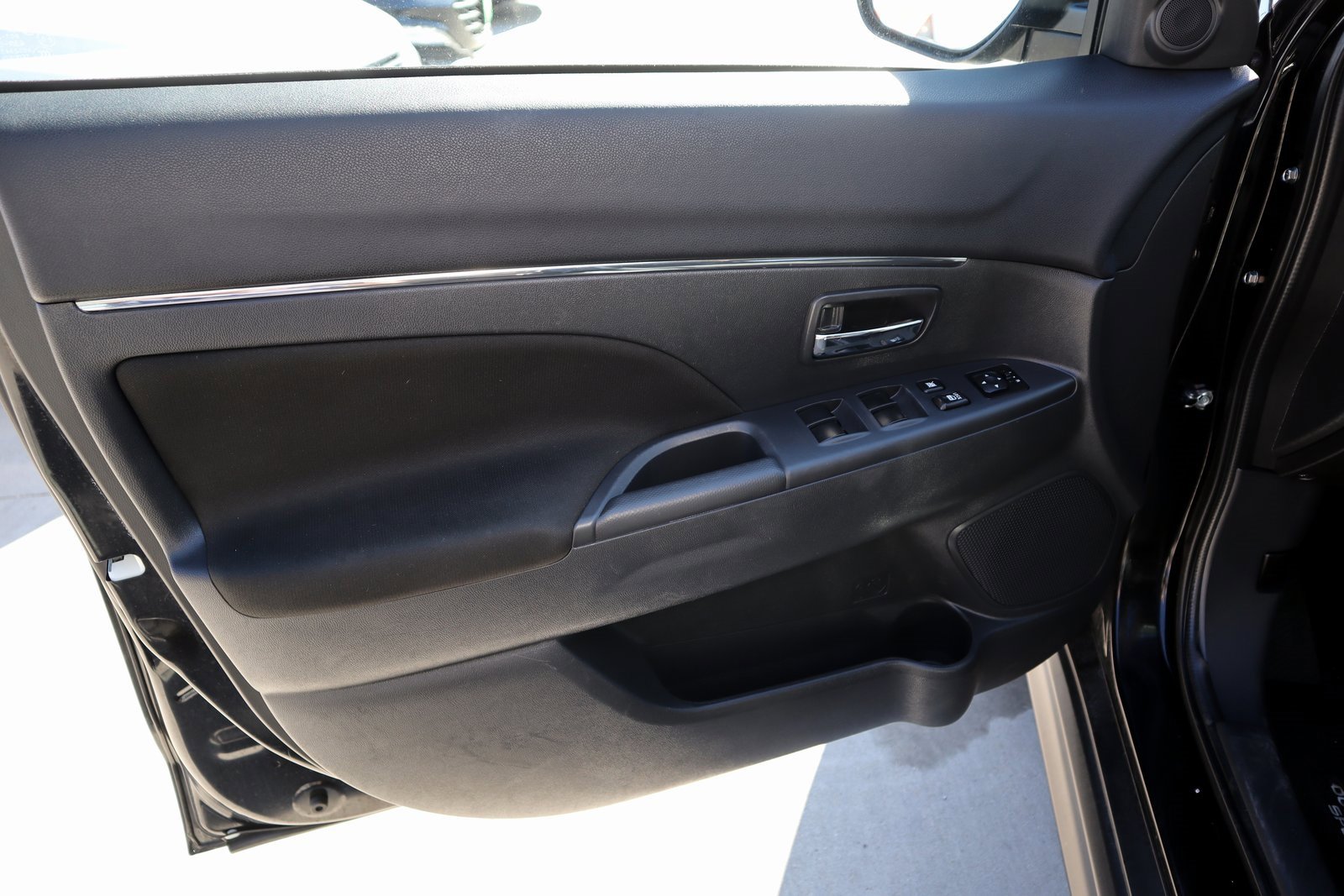 Used 2024 Mitsubishi Outlander Sport ES image 17