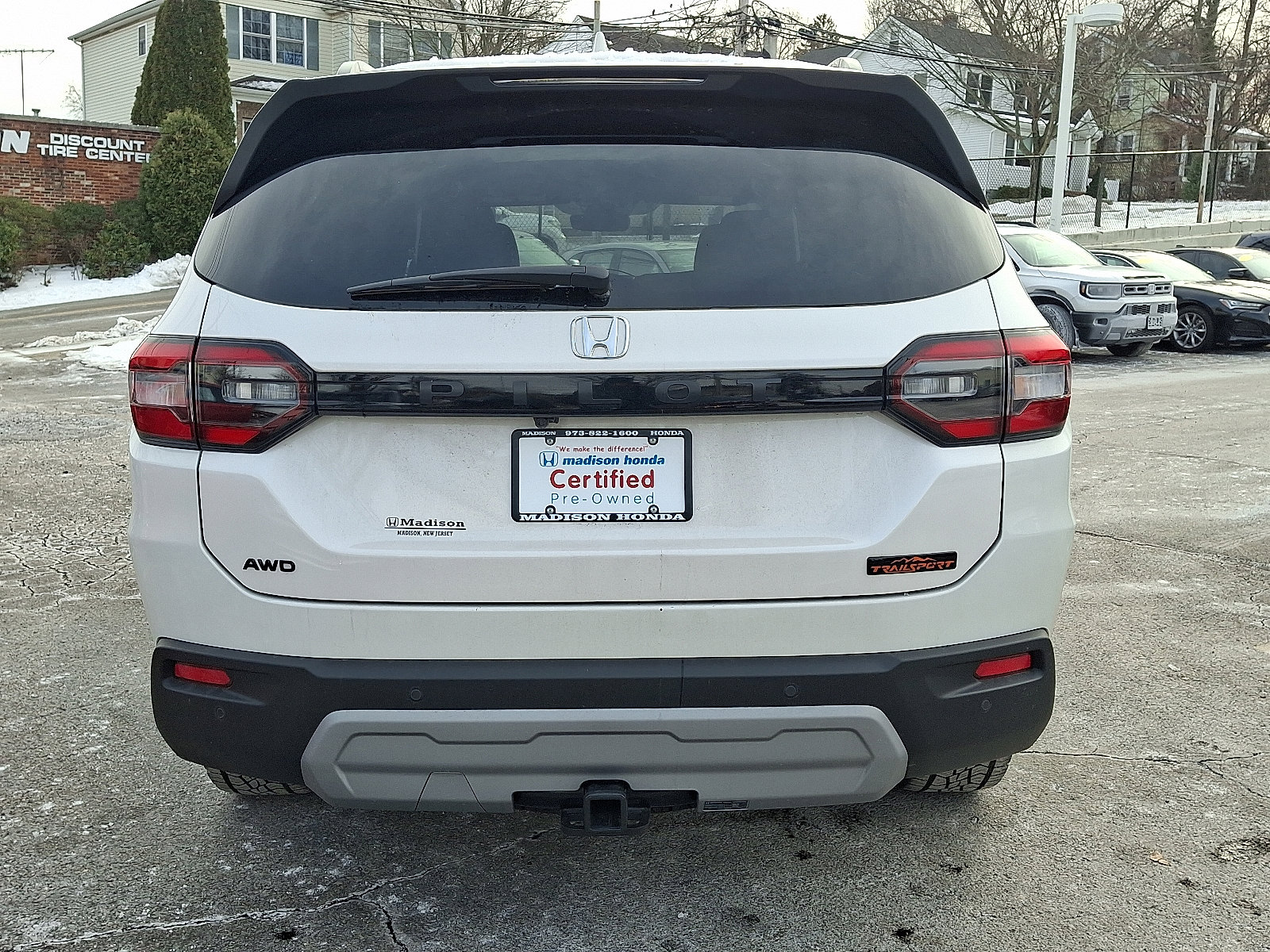 Certified 2025 Honda Pilot TrailSport image 5