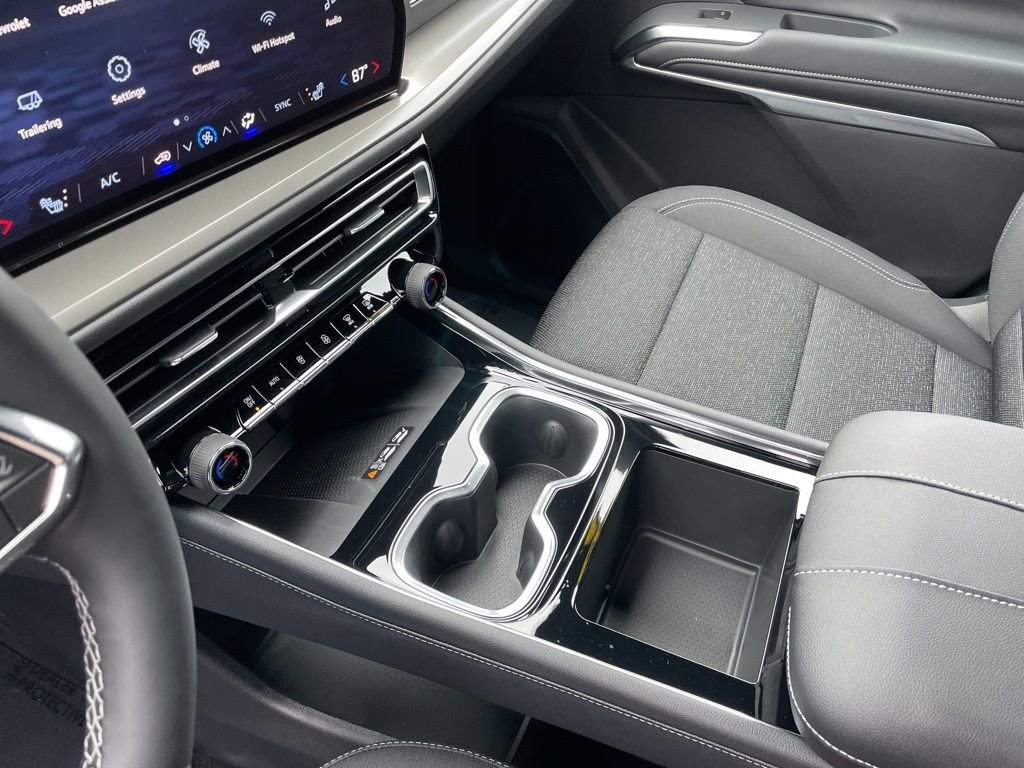 New 2026 Chevrolet Traverse LT w/ Driver Confidence Package image 21