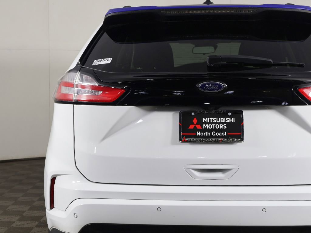 Used 2024 Ford Edge SE w/ Black Appearance Package image 12