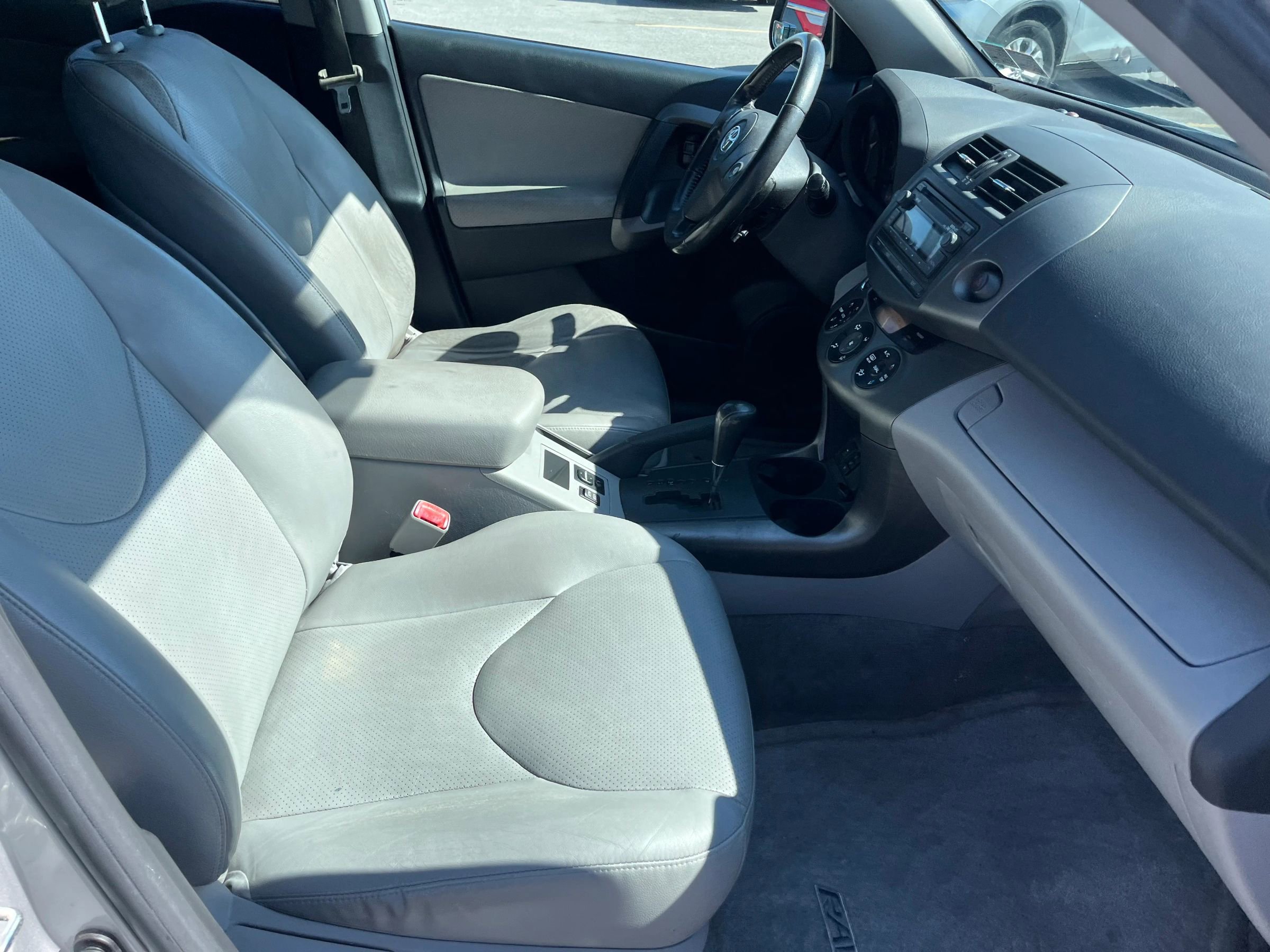 Used 2012 Toyota RAV4 Limited w/ Premium Plus Value Pkg image 12