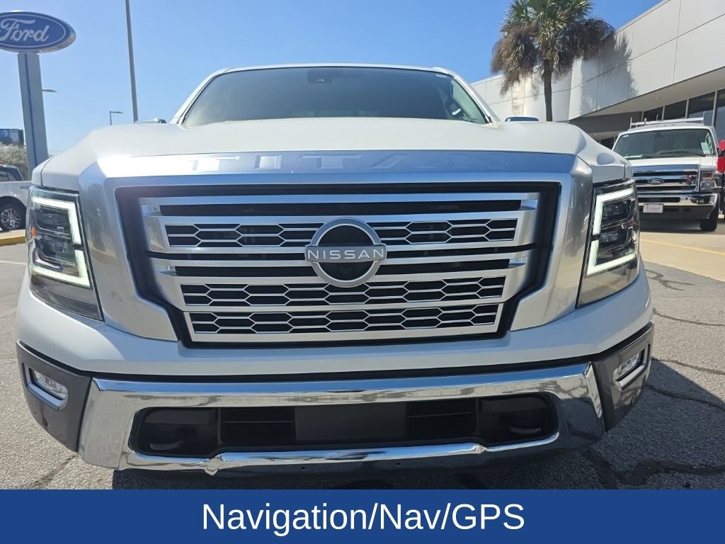Used 2024 Nissan Titan Platinum Reserve w/ Moonroof Package image 4