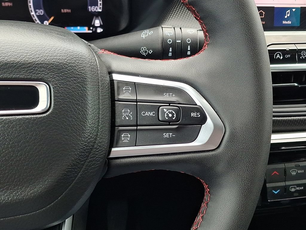 Used 2024 Jeep Compass Trailhawk w/ Trailhawk Elite Group AWD/4WD image 21