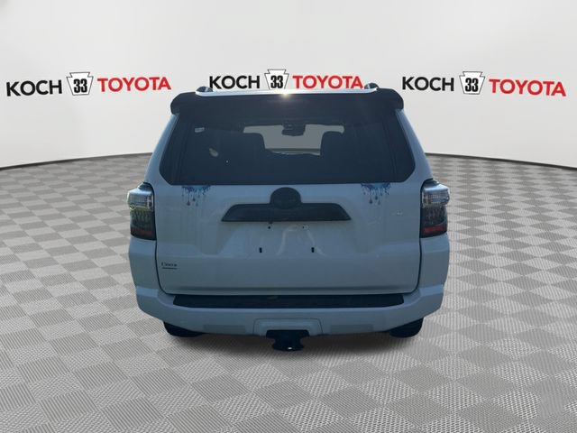 Certified 2021 Toyota 4Runner Venture w/ Moonroof Package AWD/4WD image 7