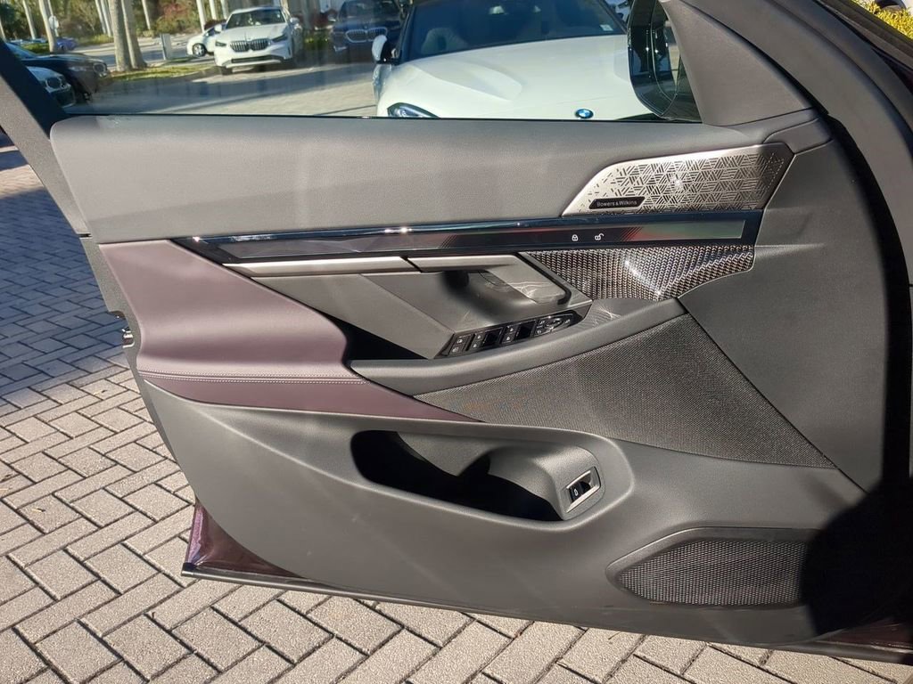New 2026 BMW M5 AWD/4WD image 30